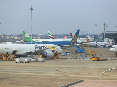 Nhiều quy định đang được đề xuất để tạo điều kiện cho các nhà đầu tư tham gia thị trường vận tải hàng không 