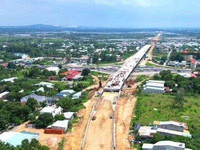 Hai gói thầu xây lắp thuộc Dự án Đường 991B từ Quốc lộ 51 đến hạ lưu cảng Cái Mép (TP.HCM) có tổng giá trị 2.475 tỷ đồng. Ảnh: Đăng Khôi