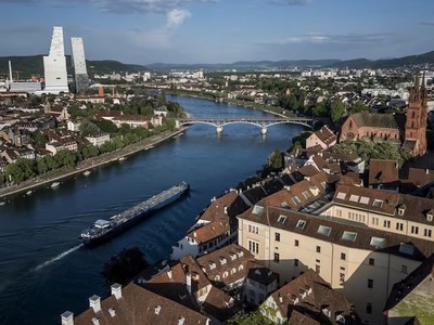 Doanh nghiệp châu Âu nhìn nhận triển vọng trung và dài hạn gắn với sự bất ổn. Ảnh: AFP 