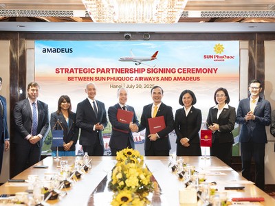 Lễ ký kết hợp tác chiến lược giữa Sun PhuQuoc Airways và Amadeus