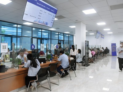 Mô hình chính quyền 2 cấp mang lại lợi ích cho cả doanh nghiệp và cơ quan thuế (Trong ảnh: Trung tâm Phục vụ Hành chính công Hà Nội)