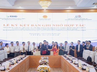 Thành phố Huế ký kết hợp tác phát triển hạ tầng, đô thị với doanh nghiệp Hàn Quốc 