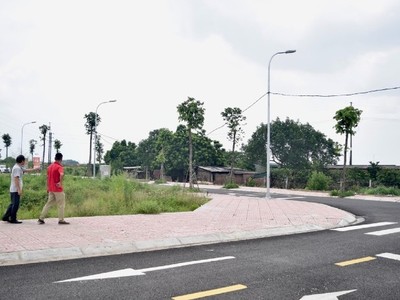 Hội Thẩm định giá Việt Nam cho rằng cần giữ lại quy định về giá đất cụ thể. Ảnh: Thanh Vũ