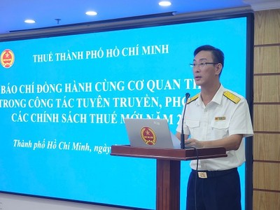 Ông Đoàn Minh Dũng, Trưởng Thuế TP.HCM chia sẻ tại Hội thảo.
