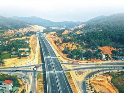 “Làn sóng” đầu tư mới vào hạ tầng 