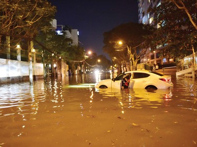 Bão Kajiki gây thiệt hại nặng tại nhiều tỉnh miền Bắc và Bắc Trung Bộ