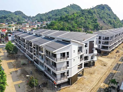 Bất động sản trở lại mạnh mẽ sau giai đoạn trầm lắng. 