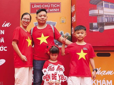 Chuỗi hoạt động du lịch, văn hóa "Sắc đỏ Ba Đình" hút khách dịp 2/9 