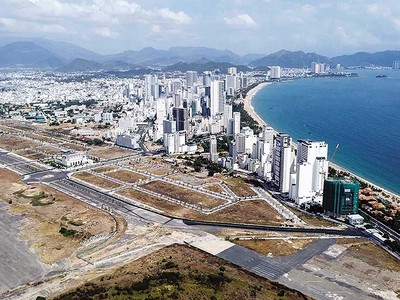 Khu vực sân bay Nha Trang cũ được bàn giao trái quy định cho Tập đoàn Phúc Sơn. Ảnh: Trung Nhân 