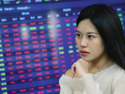 Rất khó để bắt đúng đáy nên nhà đầu tư có thể giải ngân dần 10-20% tại các vùng hỗ trợ gần