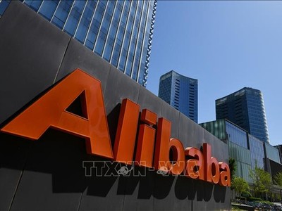 Biểu tượng Alibaba tại trụ sở ở Bắc Kinh, Trung Quốc. Ảnh: AFP/TTXVN