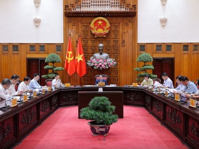 Thủ tướng Chính phủ chủ trì cuộc họp của Ban Thường vụ Đảng ủy Chính phủ - Ảnh: VGP/Nhật Bắc