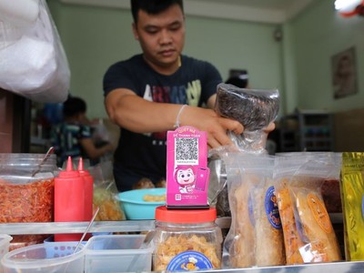 Điện thoại thông minh đóng vai trò thiết bị thanh toán chính, chiếm tới 60,2% tổng số giao dịch, trong khi các giải pháp “Mua trước - Trả sau” (Buy Now - Pay Later) cũng ghi nhận mức độ phổ biến cao