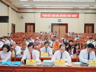 Quang cảnh kỳ họp.