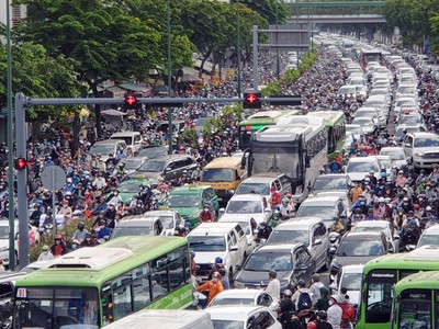 Nhu cầu đỗ xe của người dân TP.HCM rất lớn.