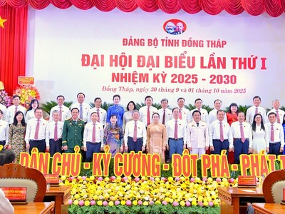 Đại biểu thống nhất cao Nghị quyết Đại hội Đảng tỉnh Đồng Tháp lần I nhiệm kỳ 2025 - 2030