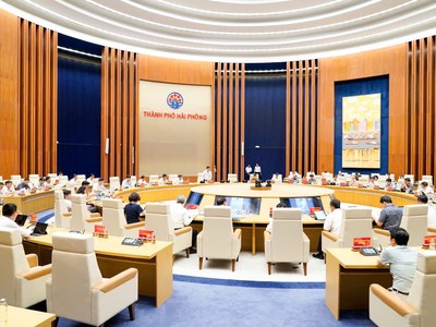 Các đại biểu tham dự phiên họp tại điểm cầu Trung tâm Hội nghị - Biểu diễn Thành phố Hải Phòng