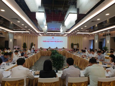 Ủy ban Kinh tế và Tài chính của Quốc hội tổ chức phiên họp toàn thể lần thứ 4 để thẩm tra các nội dung được phân công. Ảnh: Linh Đan 