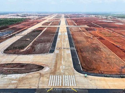 Đường cất hạ cánh số 1, sân bay Long Thành. 