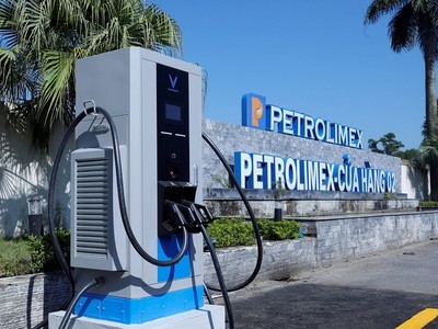 Đầu tư trạm sạc xe điện: Nhà đầu tư mòn mỏi chờ quy chuẩn 