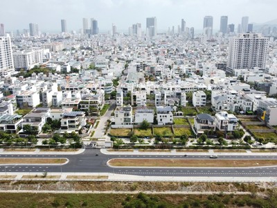 Khánh Hòa thu hút nhà đầu tư lớn với chiến lược phát triển các đô thị đa chức năng, hệ sinh thái du lịch đặc sắc. 