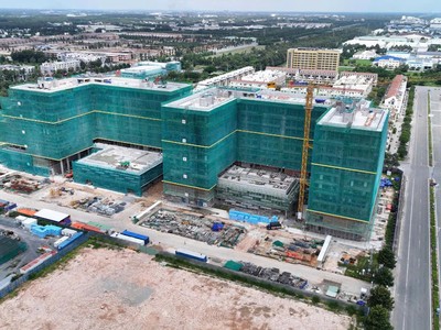 The TEN sở hữu vị trí chiến lược gần các khu công nghiệp lớn và các trung tâm thương mại hiện đại.