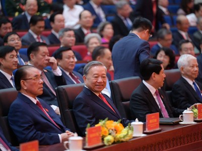 Tổng Bí thư Tô Lâm dự và phát biểu chỉ đạo tại phiên khai mạc Đại hội Đảng bộ TP.HCM lần thứ nhất, nhiệm kỳ 2025 - 2030. Ảnh: BTC