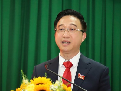 Ông Đặng Minh Thông, Phó bí thư Thành ủy TP.HCM phát biểu tại buổi họp báo. Ảnh: Trọng Tín.