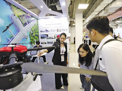 Các doanh nghiệp đang có tham vọng đưa Việt Nam trở thành một trong những thủ đô của các thiết bị bay toàn cầu 