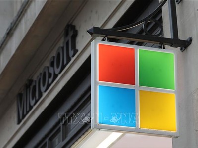 Biểu tượng Microsoft tại London, Anh. Ảnh tư liệu: THX/TTXVN