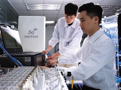Nghiên cứu công nghệ chiến lược trong phòng thí nghiệm của Viettel 