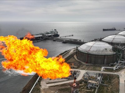 Châu Á tìm cách ứng phó sau khi Mỹ trừng phạt hai hãng dầu khí lớn nhất Nga 