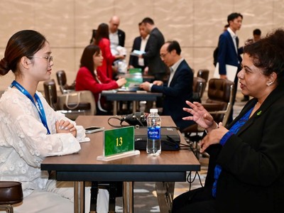 Hơn 100 thỏa thuận hợp tác, biên bản ghi nhớ được ký kết giữa các doanh nghiệp Việt Nam và đối tác quốc tế.