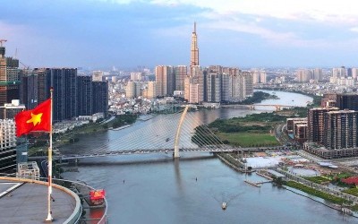 Góp ý Văn kiện Đại hội Đảng XIV: TP.HCM và sự lựa chọn “bây giờ hoặc không bao giờ” 