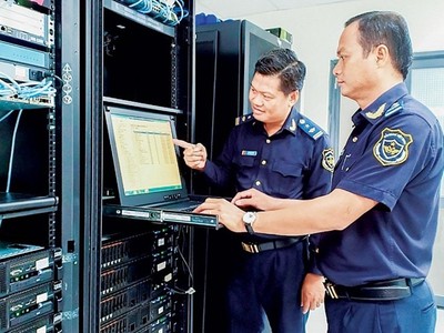 Ứng dụng công nghệ thông tin trong lĩnh vực hải quan.