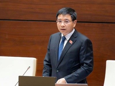  Bộ trưởng Bộ Tài chính Nguyễn Văn Thắng báo cáo giải trình. 