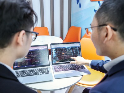 Trong một số phiên thị trường chung điều chỉnh, những cổ phiếu “có câu chuyện riêng” vẫn tăng giá tích cực