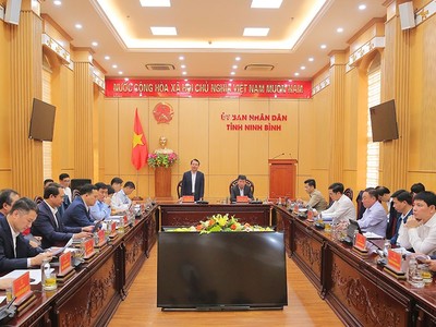 UBND tỉnh Ninh Bình đánh giá tiến độ thu ngân sách, giải ngân vốn đầu tư công và tăng trưởng GRDP năm 2025