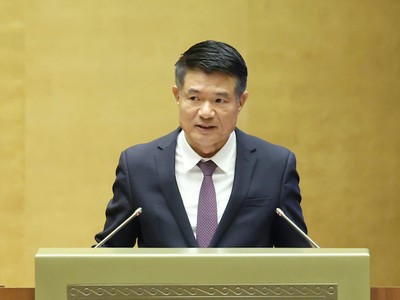 Viện trưởng Viện KSND Tối cao Nguyễn Huy Tiến trình bày báo cáo - Ảnh Duy Linh. 