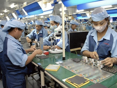 Điện tử, máy tính và linh kiện mang về gần 97 tỷ USD doanh thu xuất khẩu sau 11 tháng/2025. 