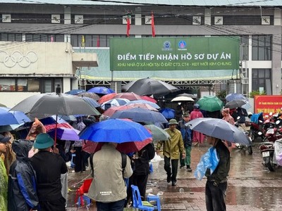 Các đối tượng ưu tiên khi mua nhà ở xã hội vẫn phải đáp ứng các điều kiện về thu nhập và nhà ở.