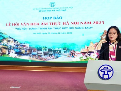 Phó Giám đốc Sở Văn hóa và Thể thao Hà Nội Lê Thị Ánh Mai phát biểu tại Họp báo.