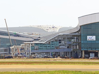 Đẩy mạnh đầu tư công là trụ cột quan trọng để tăng trưởng kinh tế 2 con số. Trong ảnh: Dự án sân bay Long Thành đang khẩn trương hoàn thiện 