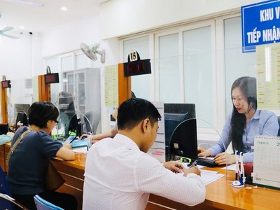 Nghị định quy định mức hưởng trợ cấp thất nghiệp hằng tháng của người lao động.