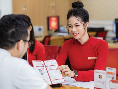 Ngành ngân hàng đang nỗ lực tiết giảm chi phí để giữ mặt bằng lãi suất cho vay ở mức hợp lý