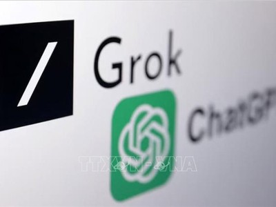 Biểu tượng Grok chatbot. Ảnh: REUTERS/TTXVN