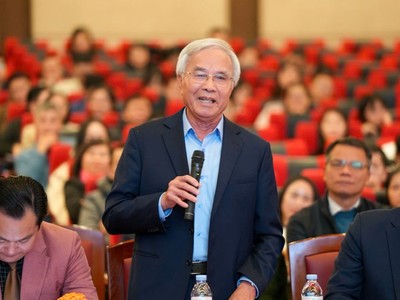 PGS.TS Trần Chủng.