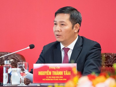 Phó trưởng Ban Tổ chức Trung ương Nguyễn Thành Tâm tại cuộc họp báo - Ảnh PT. 