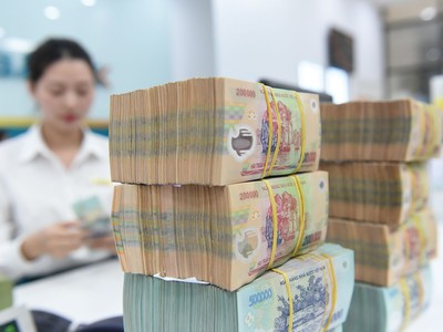 NIM vẫn chịu áp lực giảm