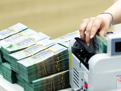 Cuộc đua giữa các ngân hàng đẩy lãi suất tăng nhưng phân hóa. Ảnh: Đức Thanh 